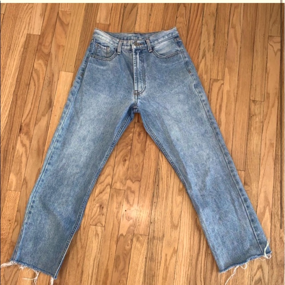 Brandy Melville straight leg jeans